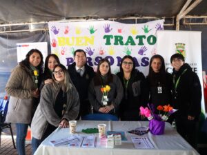 FERIA POR EL BUEN TRATO PERSONAS MAYORES
