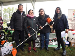 Entrega maquinaria PDTI y Prodesal