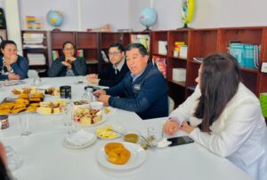 Reunión escuela antiquina