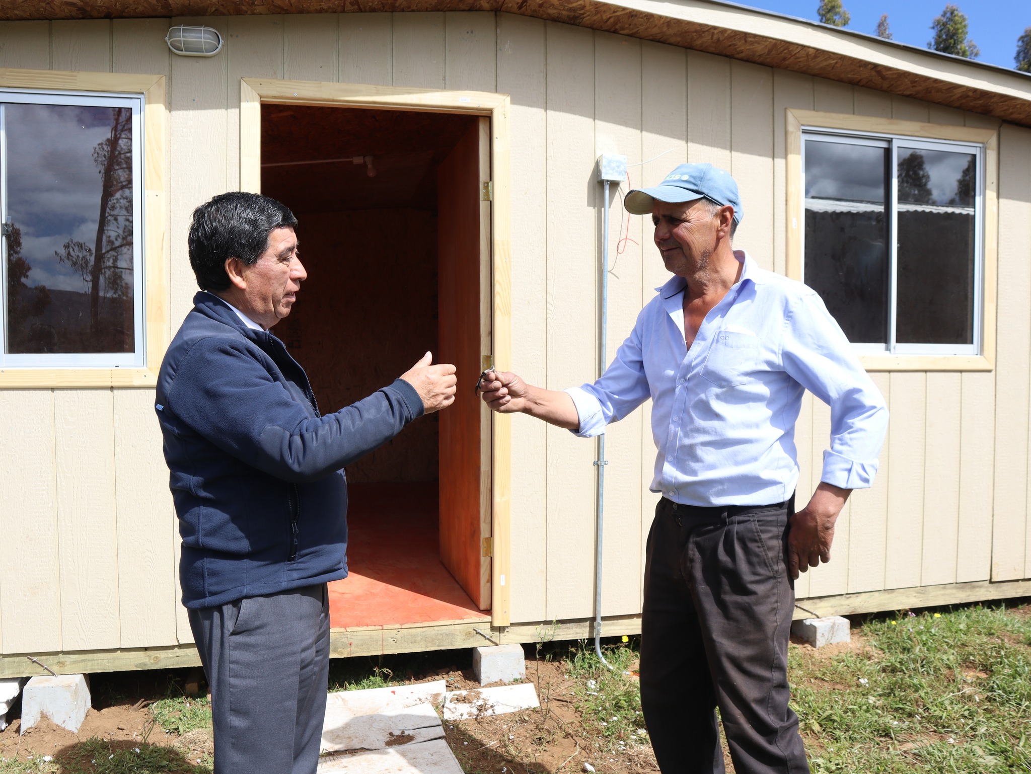 Entrega de Vivienda de Emergencia Paicaví